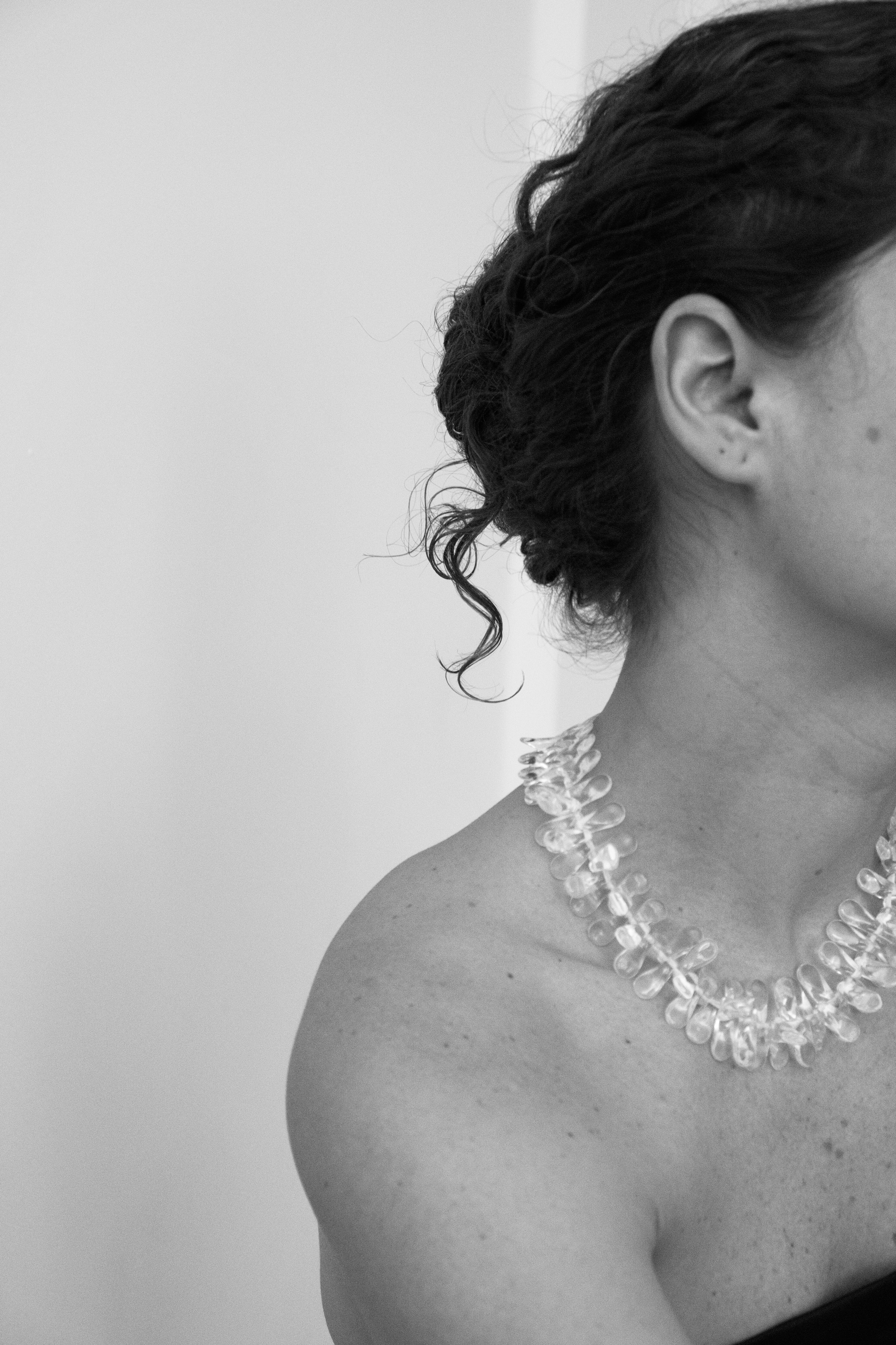 A delicate statement necklace made of translucent beads that softly catch the light

Glass beads 
Sterling silver hardware

47 cm length

Handcrafted in Berlin